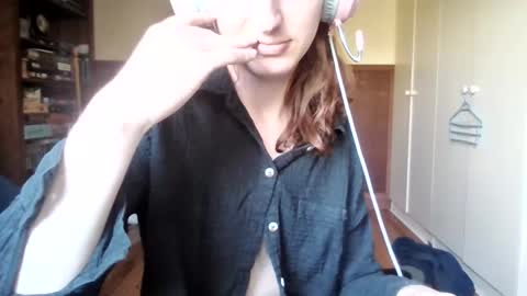 annavie online show from 10.19.25