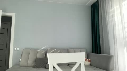 AnnaxBlossom online show from 10.20.25