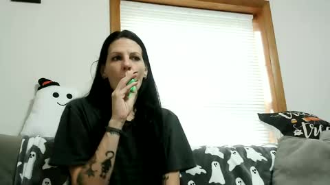 anne online show from 09.21.25