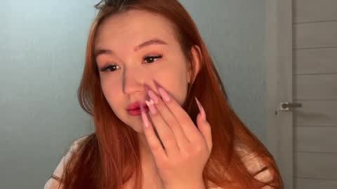 anne_blossomm online show from 01.17.26