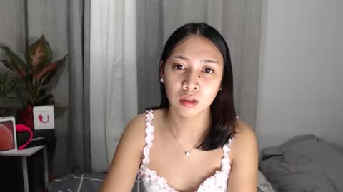 anne_chanelx online show from 02.12.26