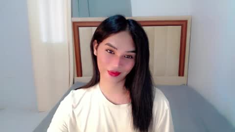 SWEET ANNE online show from 10.02.25