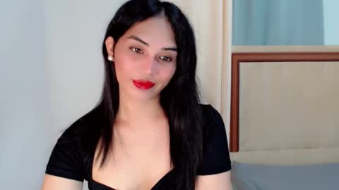 SWEET ANNE online show from 10.03.25