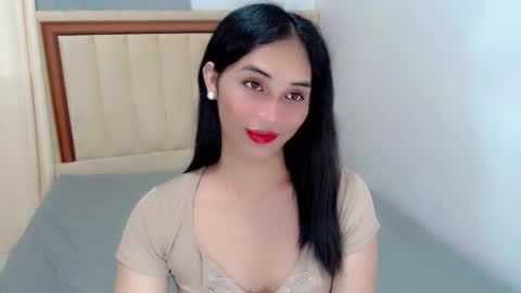SWEET ANNE online show from 10.05.25