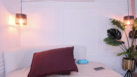anne_millerr online show from 07.28.26