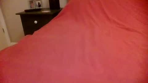 Snapshot of annecharlie chatting on 09.30.25 annecharlie online show from 09.30.25