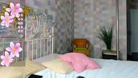 Anne online show from 12.22.24