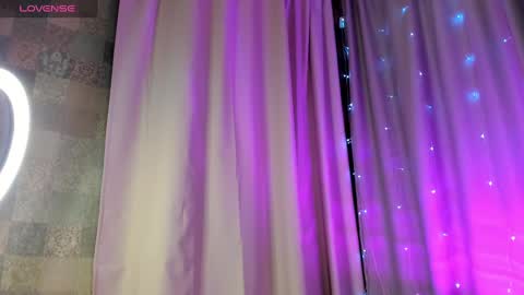 Anne online show from 12.24.24