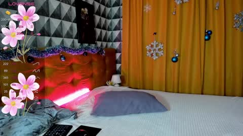 Anne online show from 12.31.24