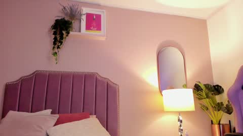 Anne  online show from 01.21.25