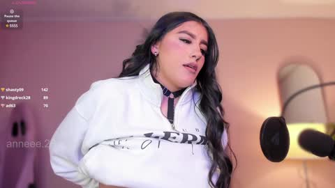 Anne  online show from 01.30.25