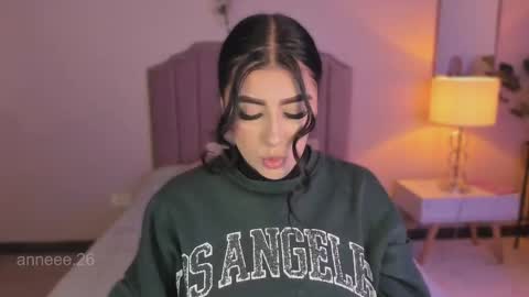 Anne  online show from 02.25.25