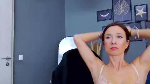 Anne online show from 09.29.25