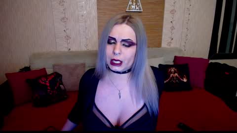 Snapshot of annessixreign chatting on 01.26.25 AnnessixReign online show from 01.26.25