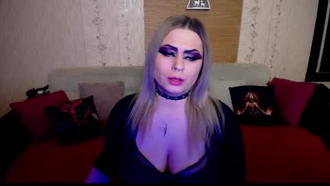 Snapshot of annessixreign chatting on 03.06.25 AnnessixReign online show from 03.06.25