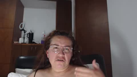 Snapshot of annexm chatting on 10.13.25 ANNE online show from 10.13.25