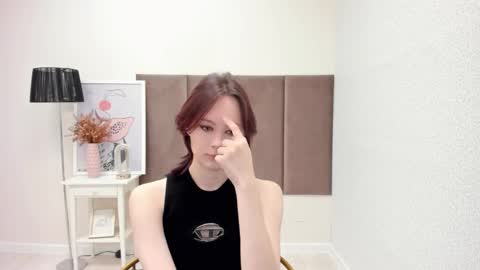 Anni online show from 11.23.25