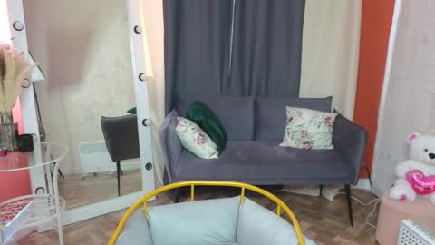 Snapshot of anni_way chatting on 02.09.26 Anni online show from 02.09.26