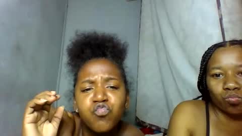 Snapshot of annick98 chatting on 02.17.26 annick98 online show from 02.17.26