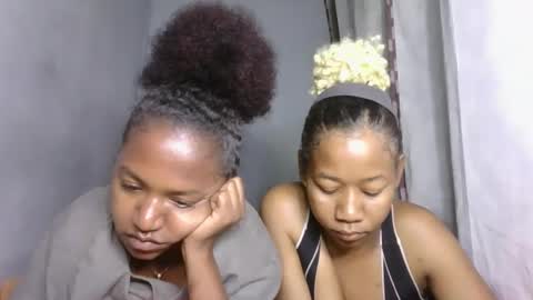 Snapshot of annick98 chatting on 02.21.26 annick98 online show from 02.21.26