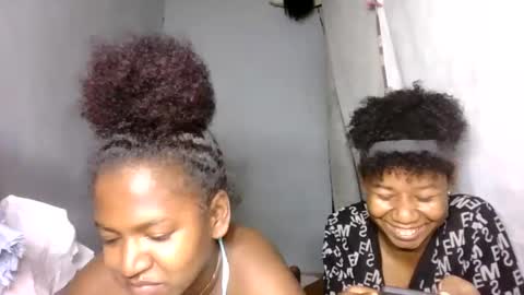 Snapshot of annick98 chatting on 02.28.26 annick98 online show from 02.28.26