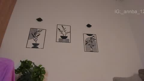 annie_barozzi online show from 05.18.26