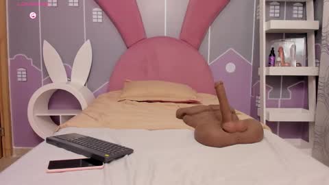 annie_cute18 online show from 12.10.24