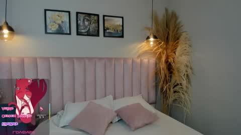   online show from 10.05.25