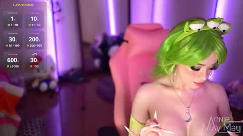 Annie May   online show from 11.20.25