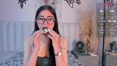 annie_noiree online show from 06.23.26
