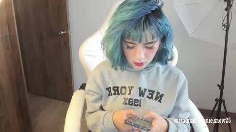JEANNE no olvides seguirme dont forget follow me  uu online show from 01.31.25