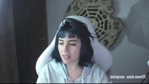 JEANNE no olvides seguirme dont forget follow me  uu online show from 02.20.25
