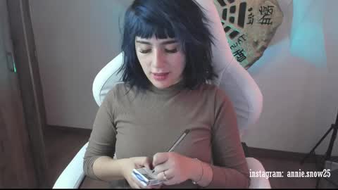 JEANNE no olvides seguirme dont forget follow me  uu online show from 02.20.25