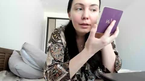 Annie online show from 02.28.26