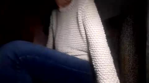 Snapshot of annieartlive chatting on 02.25.26 annieartlive online show from 02.25.26