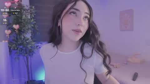 Cassandra online show from 06.20.26