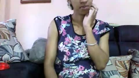 Snapshot of anniesexy1 chatting on 10.21.25 anniesexy1 online show from 10.21.25