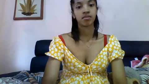 anniesexy1 online show from 12.04.25