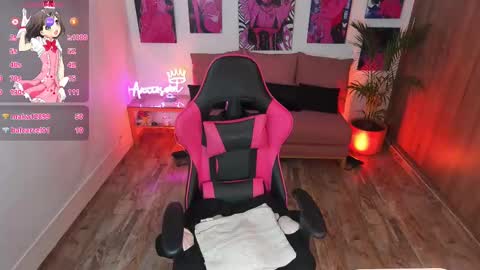 Snapshot of anniesweett01 chatting on 02.27.25 Annie FROM 8AM TO 4PM CDT online show from 02.27.25