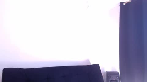 ANNIE WINE online show from 12.01.25