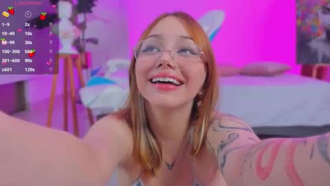 VIVIANNA online show from 11.14.25