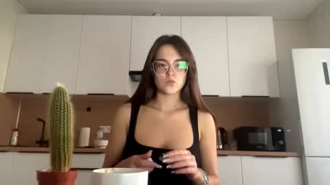 Leila Bruno online show from 09.11.25