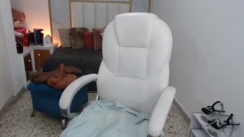 Snapshot of annita_cooper_ chatting on 01.21.25 anna online show from 01.21.25