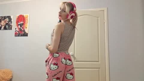 Kate online show from 09.14.25