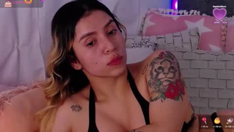 Snapshot of anntonellalee chatting on 10.19.25 Antonella Lee online show from 10.19.25