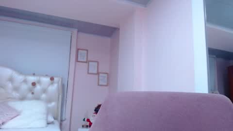 ANNY LOUIS online show from 12.15.24