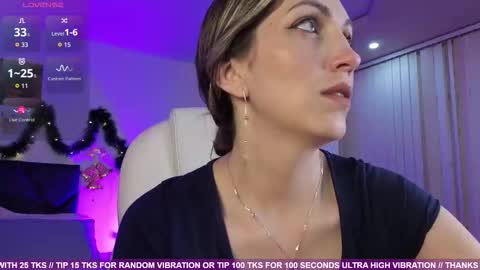 Anny online show from 12.22.25