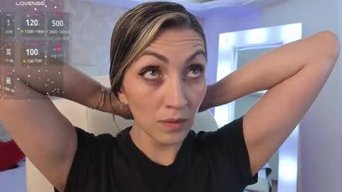 Anny online show from 05.11.26