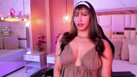 Anny  online show from 02.04.26