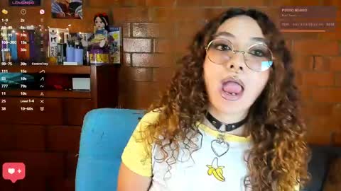 Snapshot of annycolin chatting on 10.03.25 Anny  IG online show from 10.03.25